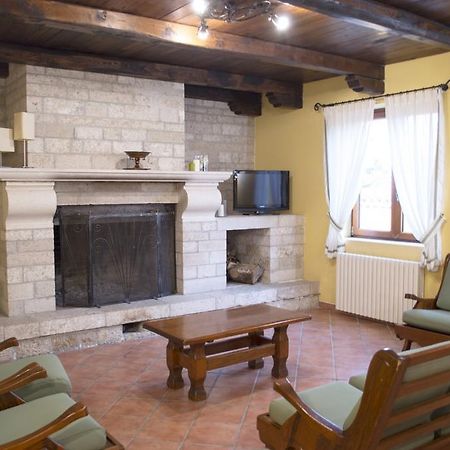 Готель Agriturismo Macchiacupa Ар'яно-Ірпіно Екстер'єр фото